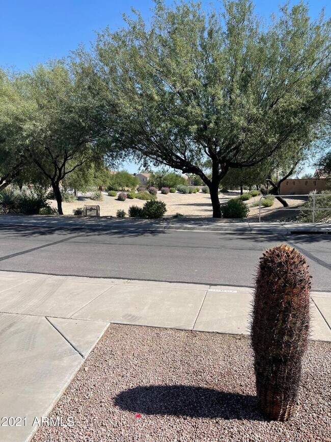 Building Photo - 23808 N Sunrise Cir