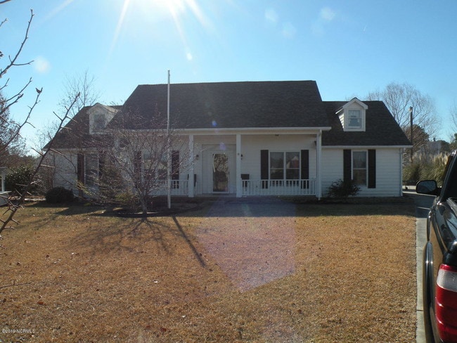 Primary Photo - 210 Cindy Ln