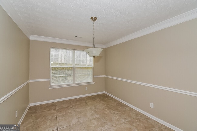 Building Photo - 258 Red Maple Way