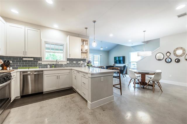 Building Photo - 971 Bassett Pl