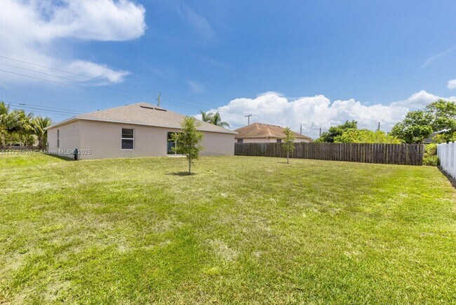 Building Photo - 4102 SW Port St Lucie Blvd