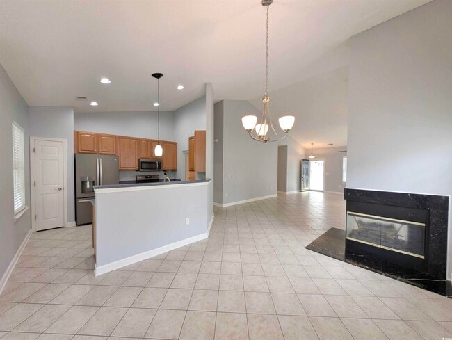 Building Photo - 33 Regal Ln