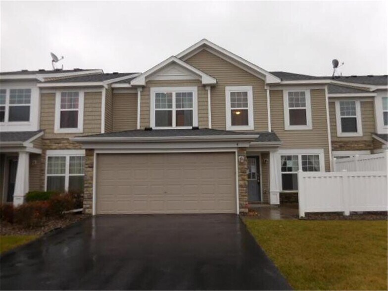 Primary Photo - 4880 149th St N