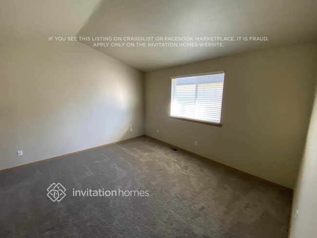 Building Photo - 17902 Panorama Blvd E