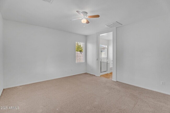 Building Photo - 4912 S Sandstone St