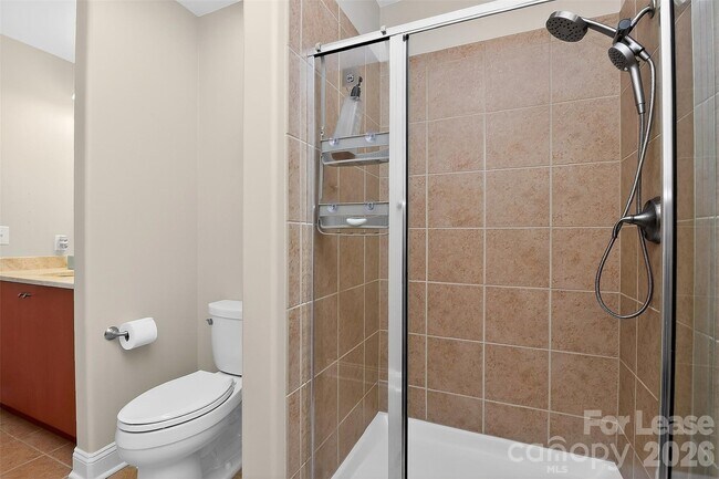 Building Photo - 4620 Piedmont Row Dr