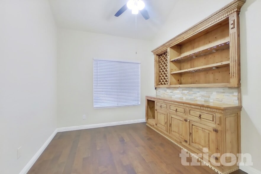 Building Photo - 16286 N 159th Dr
