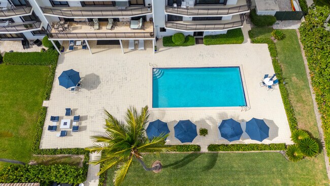 Building Photo - 3951 N Ocean Blvd