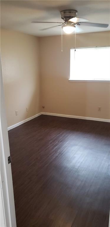 Building Photo - 5729 Crestmore Dr