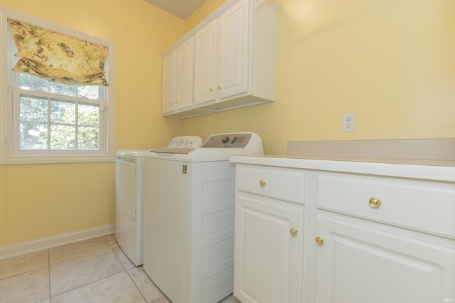 Building Photo - 4595 Prescott Dr