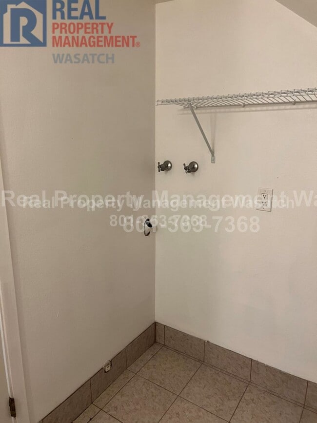 Building Photo - 835 S 835 E