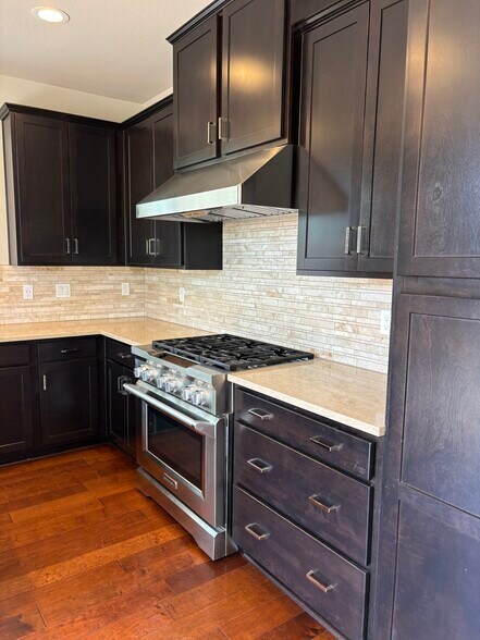 Building Photo - 3472 San Sonita Dr