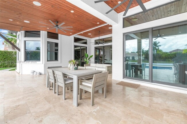 Building Photo - 10220 Sweet Bay Ct