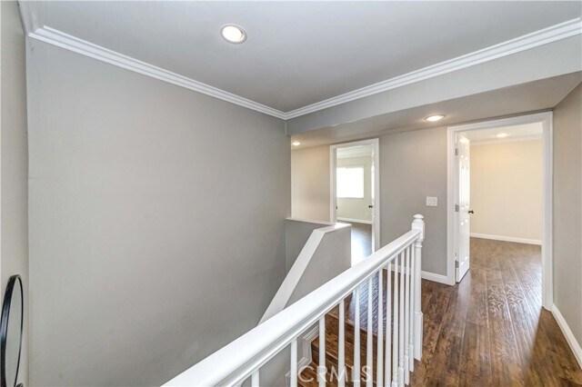 Building Photo - 5481 Villa Way