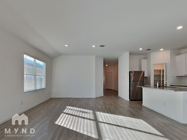 Building Photo - 5908 Geronimo Wy