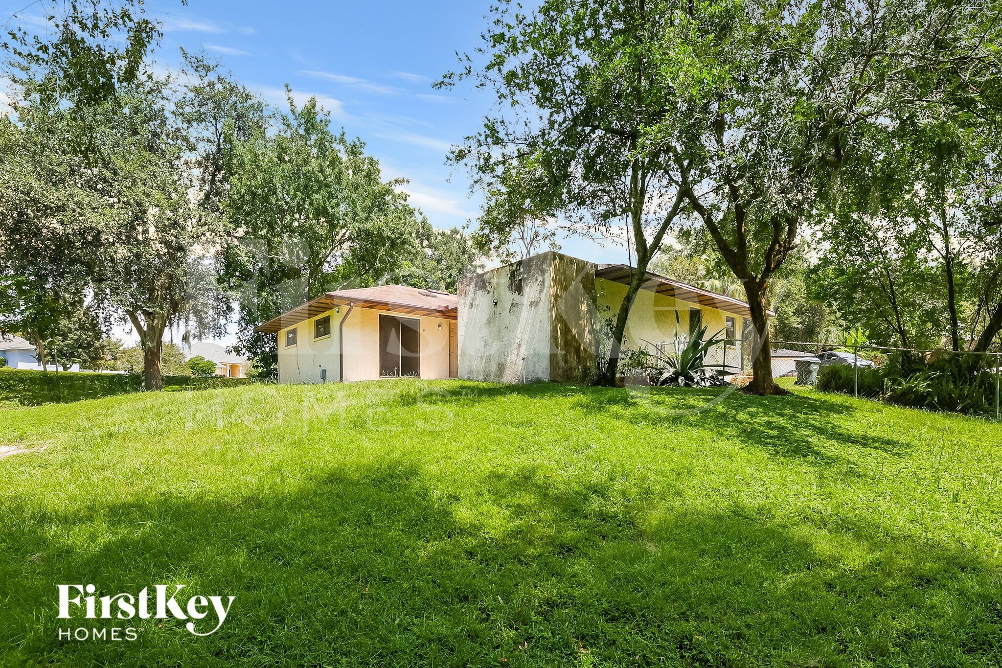 Building Photo - 5305 Lisa Ave