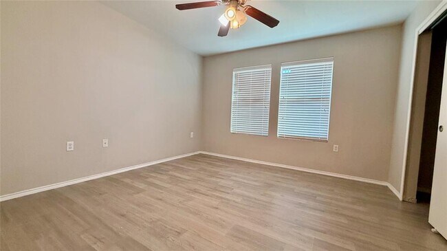 Building Photo - 12333 Paloma Blanca Way