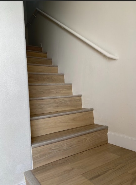 Building Photo - 5989 Trickling Descent St