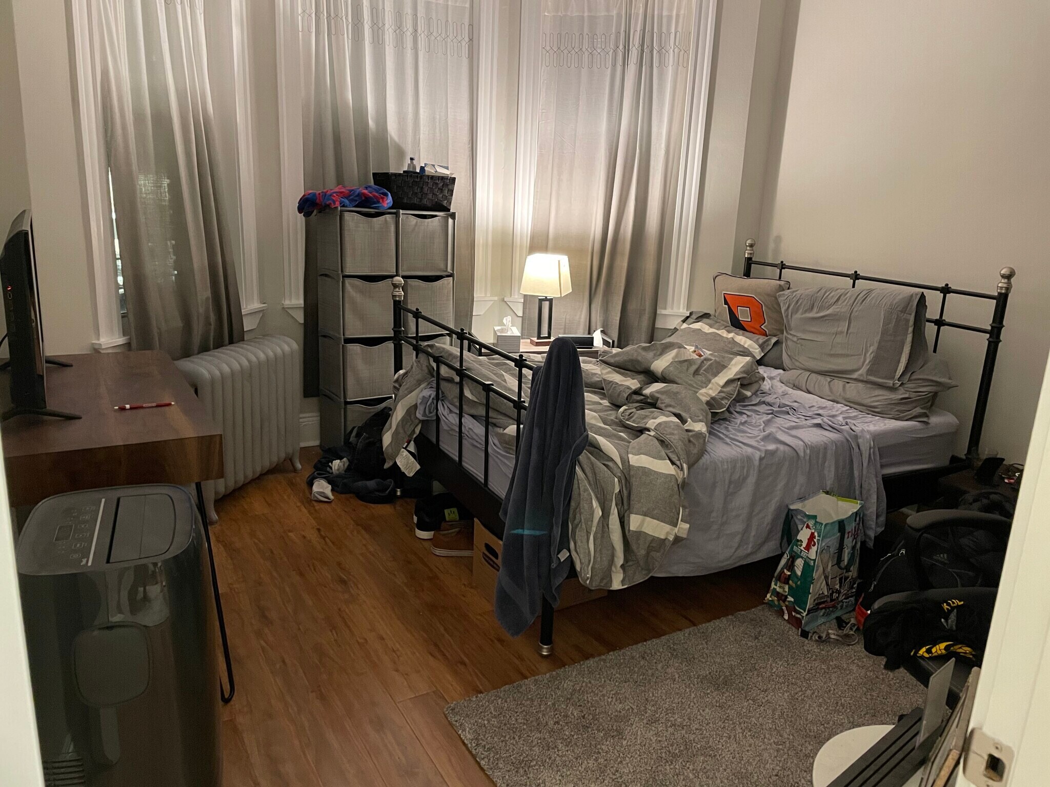 Building Photo - 10 Chester St