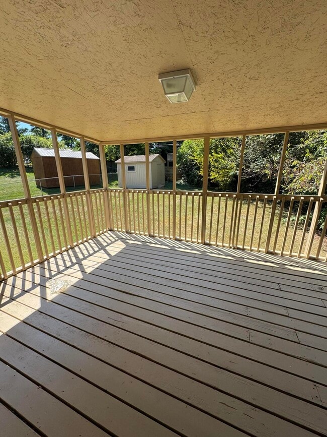 Building Photo - 3372 Otter Creek Dr