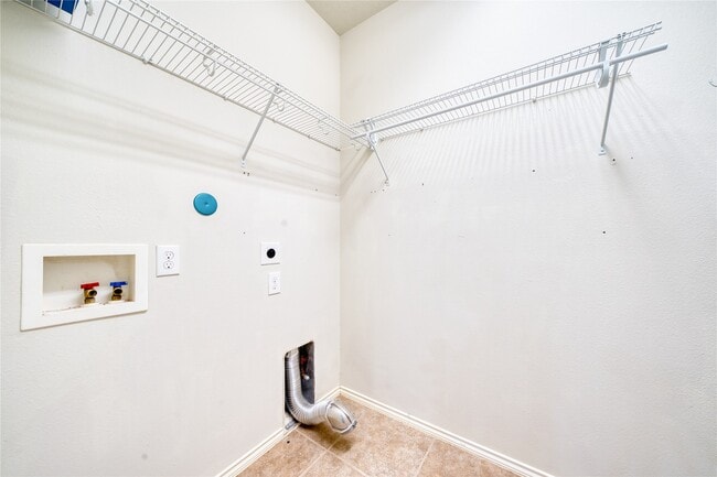 Building Photo - 6319 Burgess Heights Ln