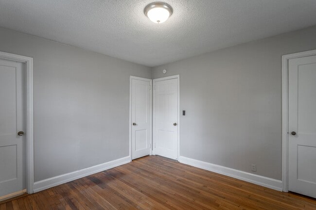 Building Photo - 3 Bedroom House in East Ridge!