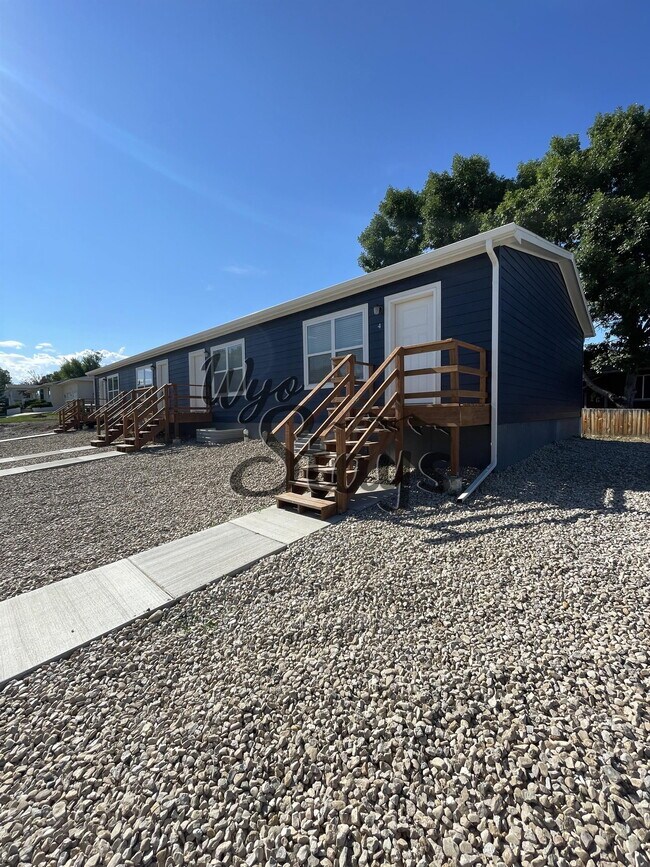 Building Photo - 929 Park Dr