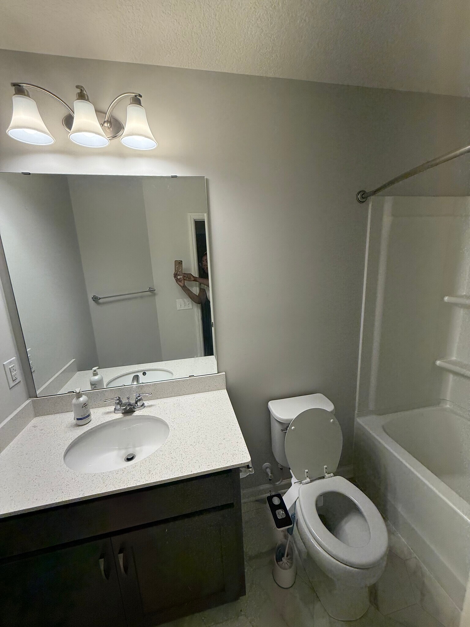 Building Photo - 2862 Lexington Pl N