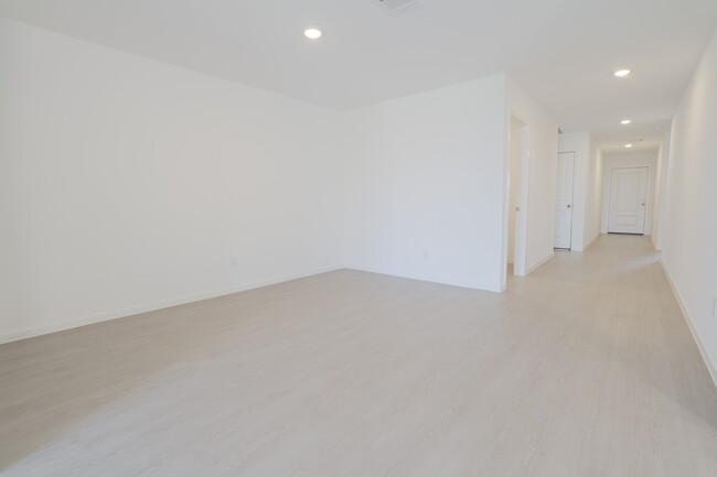 Building Photo - 3032 Wild Dunes Cir
