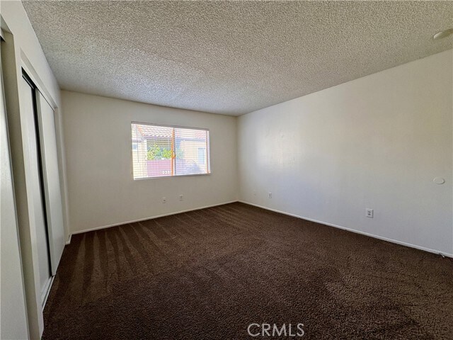 Building Photo - 9405 Mesa Verde Dr