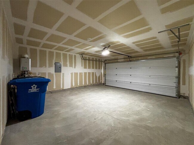 Building Photo - 429 Monsoon Dr