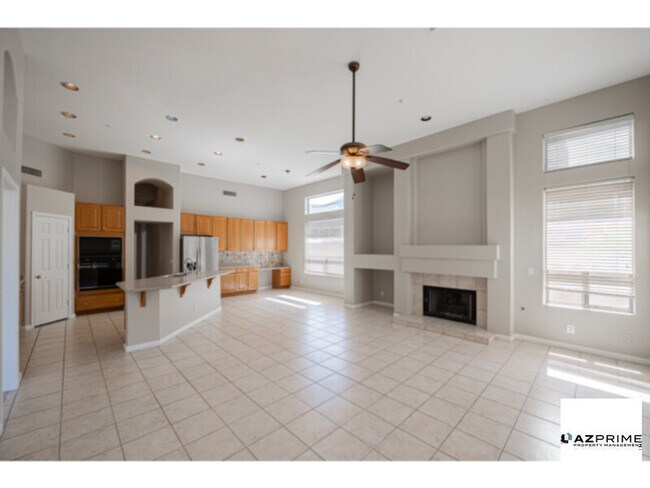 Building Photo - Gracefully Situated in Scottsdale's Dorado...