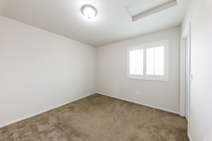 Building Photo - 17953 W Alice Ave