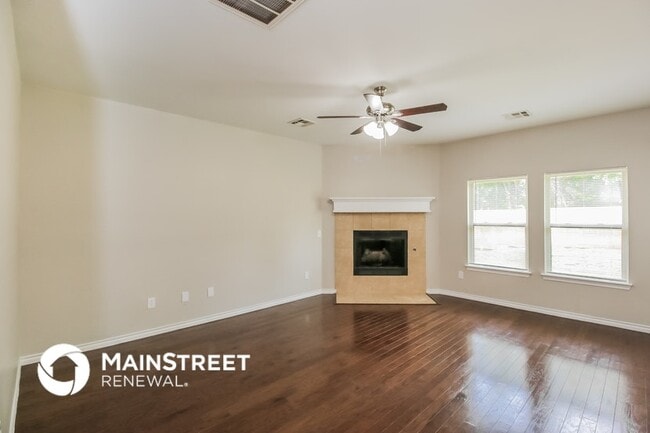 Building Photo - 10416 Westover Ave