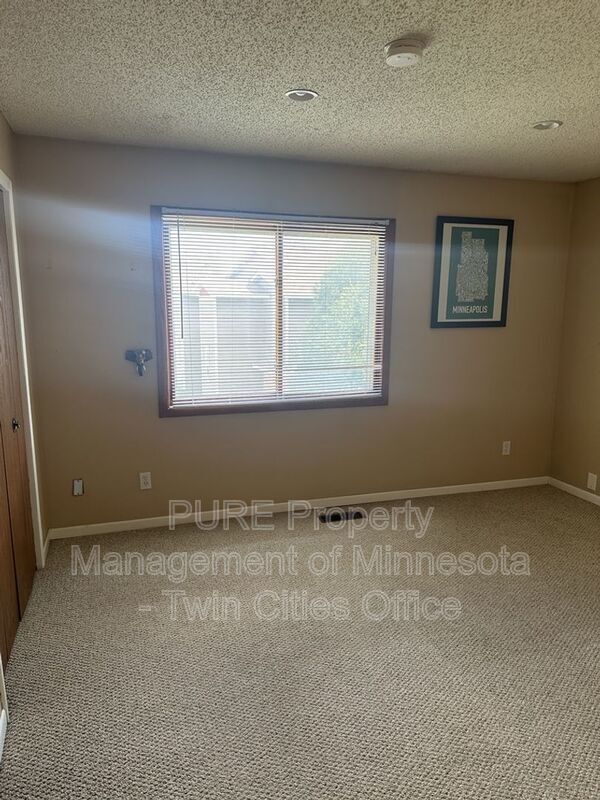 Building Photo - 4504 Cinnamon Ridge Trail