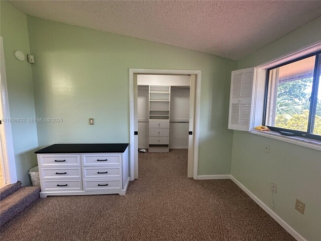 Building Photo - 3730 Alcantara Ave