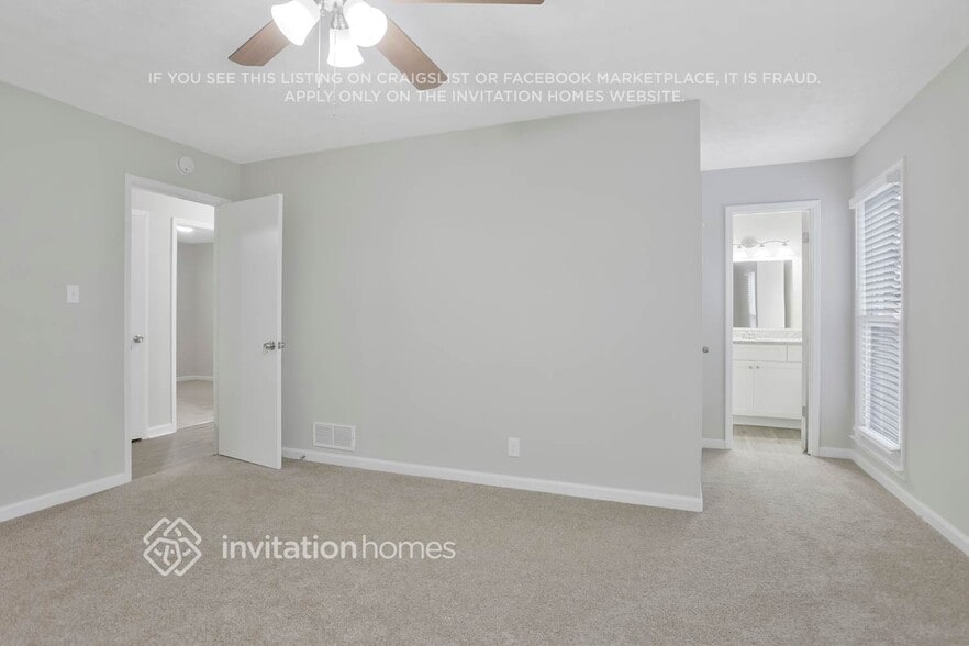 Building Photo - 4231 Westminster Dr SW