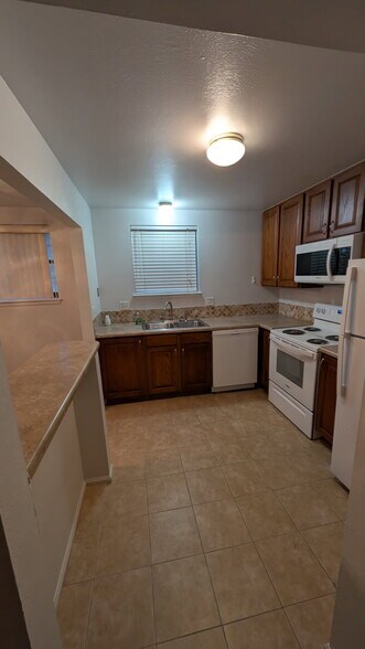 Building Photo - 5403 W 76th Ave