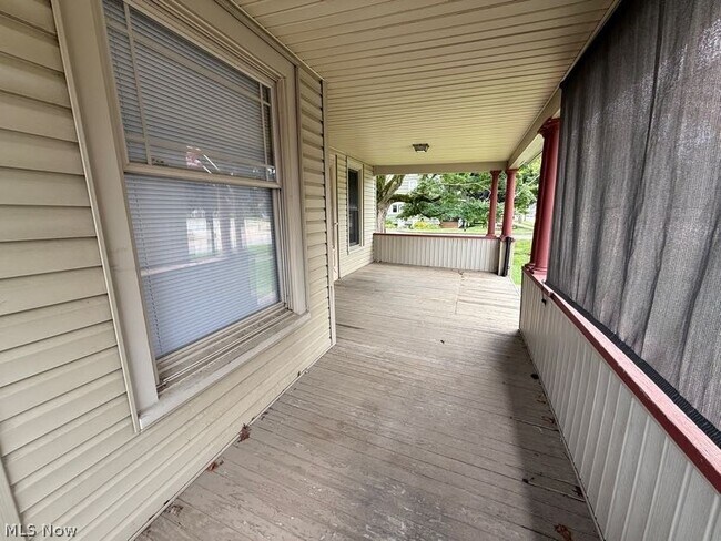 Building Photo - 85 S Cleveland Ave