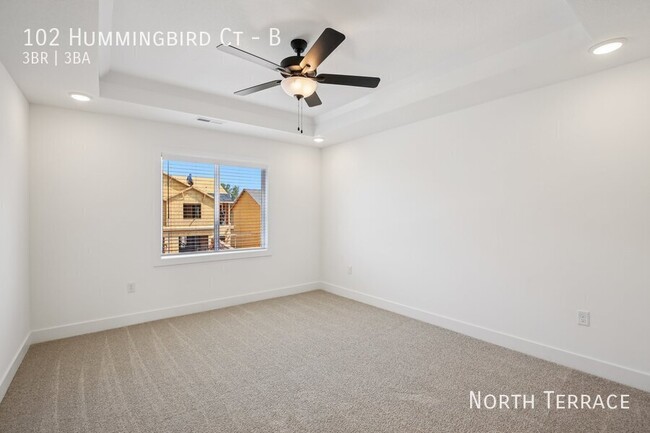 Building Photo - 102 Hummingbird Ct