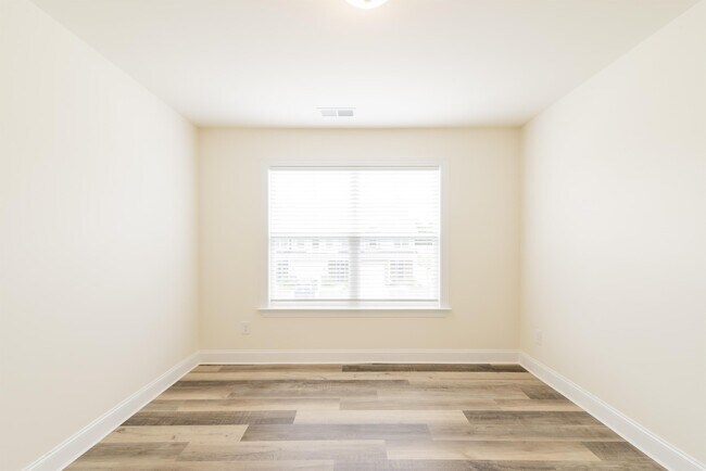 Building Photo - 2148 Bexar Trl