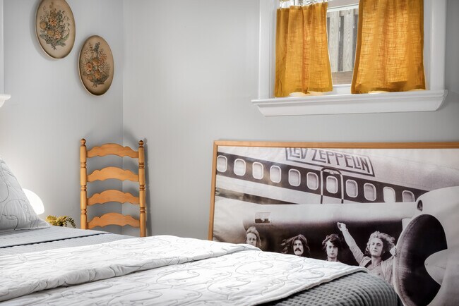 Building Photo - 4939 17th Rd N