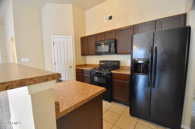 Building Photo - 14229 Otter Point Ct