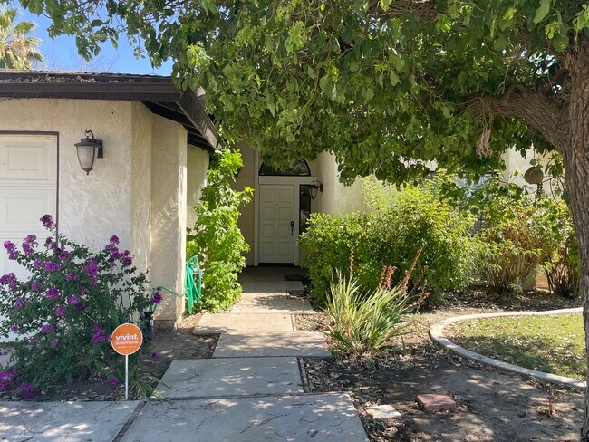 Primary Photo - 9313 Nickam Ct