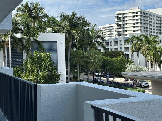 Building Photo - 1345 West Ave