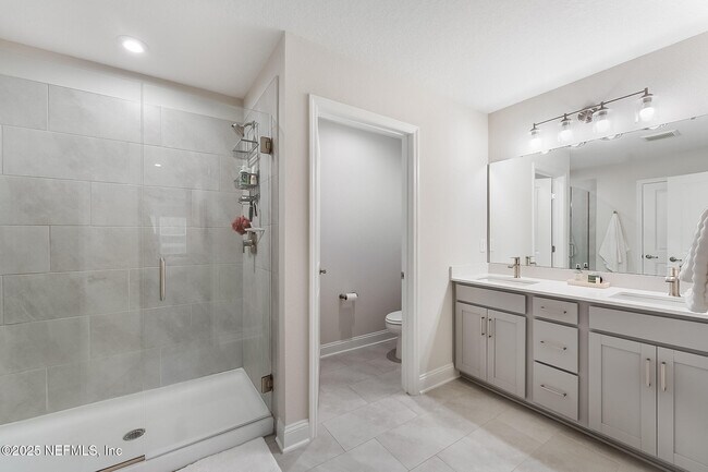 Building Photo - 50 Sydney Cv