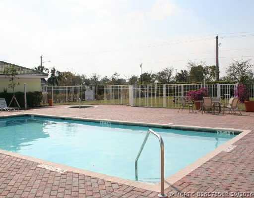 Building Photo - 2080 Greenview Shores Blvd