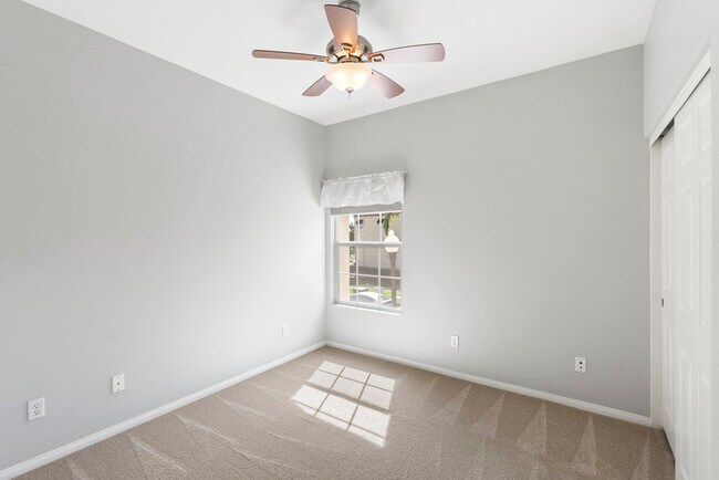 Building Photo - 11958 Miro Cir