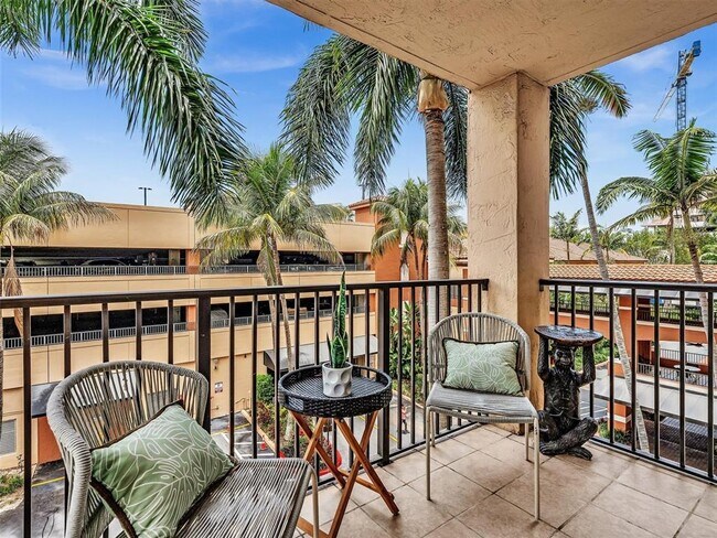 Building Photo - 1801 N Flagler Dr