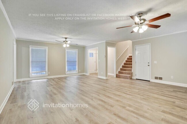 Building Photo - 643 Jason Ct